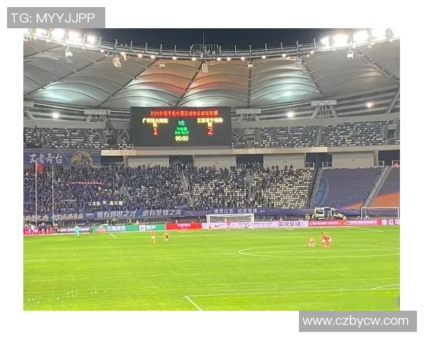 东山再起的足球明星们如何重塑辉煌与梦想的旅程